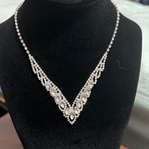 Elegant Silver Necklace